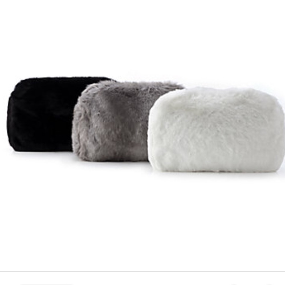 Fur Cosmetic Bag Soft and Luxurious.